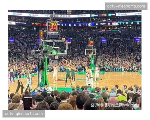 特写：波士顿北岸花园球馆，首批试用者通过VR头显获得“场边地板视角”