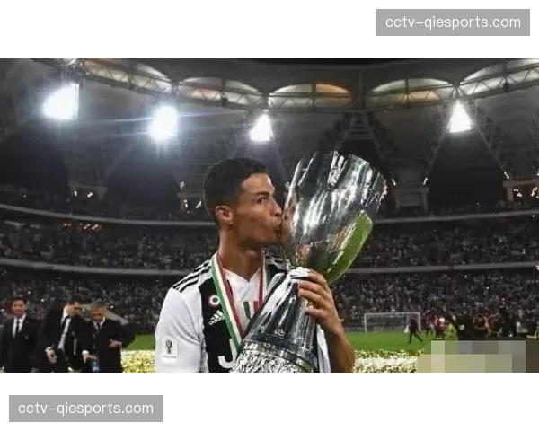 “尤文图斯2-0客胜佛罗伦萨，压迫致胜数据显示全场压迫次数创新高”